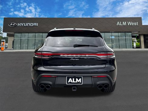 Used 2023 Porsche Macan AWD/4WD image 6
