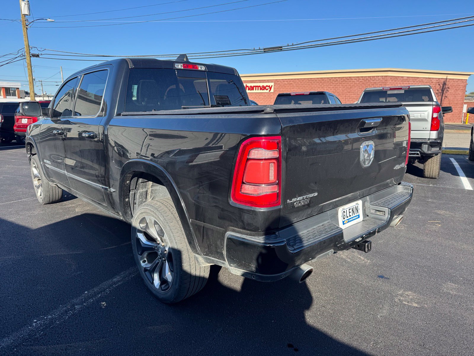 Used 2019 RAM 1500 Limited AWD/4WD image 4