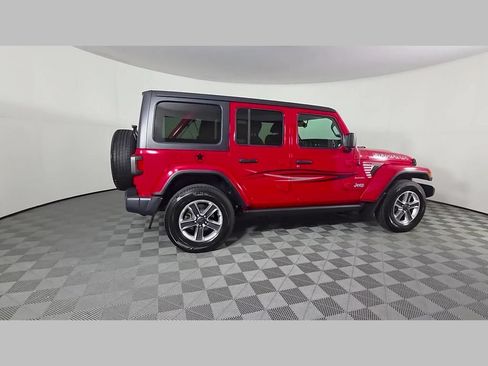 Used 2021 Jeep Wrangler Unlimited Sahara AWD/4WD image 37