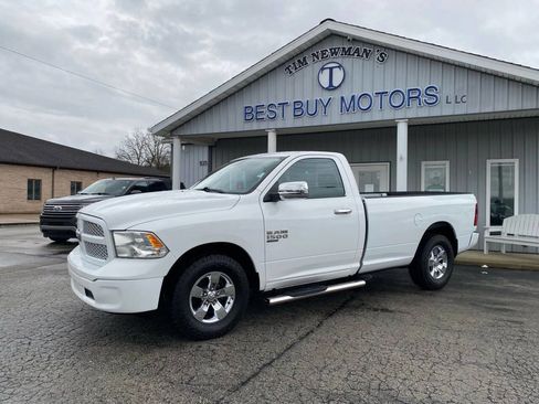 Used 2019 RAM 1500 Tradesman RWD image 3