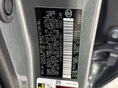 Used 2025 Toyota Camry SE FWD image 41