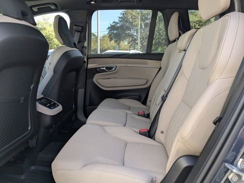 New 2026 Volvo XC90 B6 Plus w/ Protection Package Premier AWD/4WD image 15