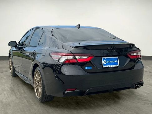 Used 2024 Toyota Camry SE w/ Convenience Package image 5