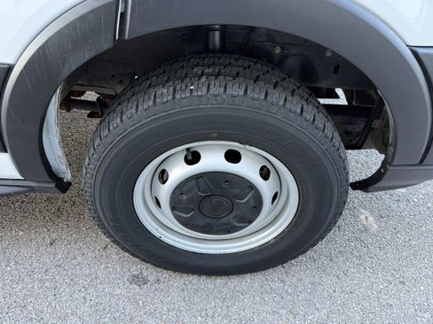 Used 2019 Ford Transit 350 148 High Roof Extended image 18