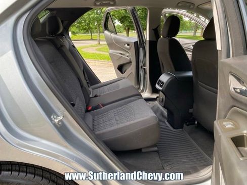 Used 2023 Chevrolet Equinox LT FWD image 33