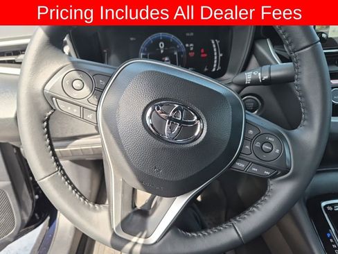 Used 2026 Toyota Corolla SE FWD image 3