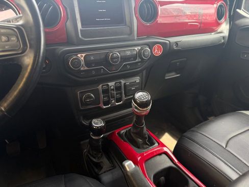 Used 2020 Jeep Gladiator Sport w/ Quick Order Package 23S image 9