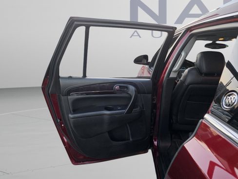 Used 2016 Buick Enclave Leather image 9
