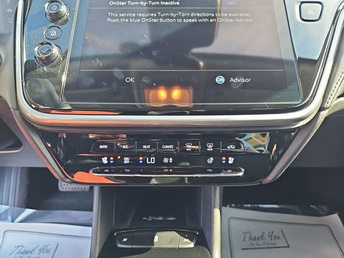 Used 2023 Chevrolet Bolt EUV LT w/ Convenience Package image 28