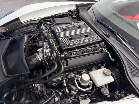 Used 2019 Chevrolet Corvette Z06 RWD image 20