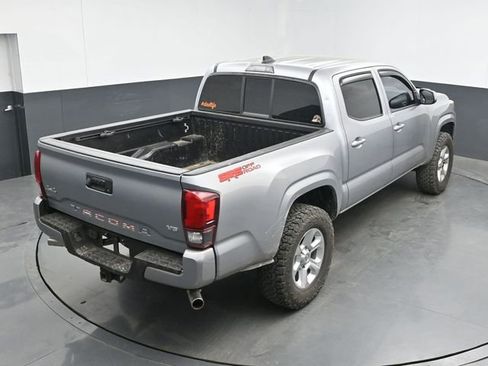 Used 2020 Toyota Tacoma SR image 25