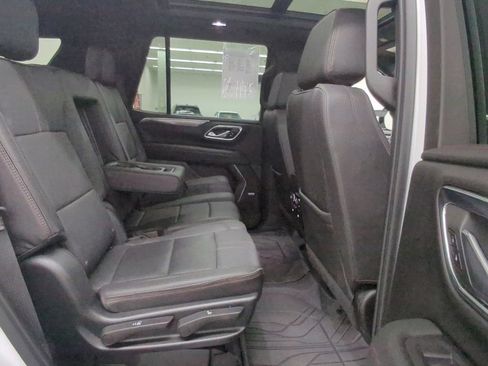 Used 2023 Chevrolet Tahoe RST w/ Luxury Package AWD/4WD image 36