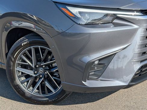 Used 2025 Lexus TX 350 FWD image 11