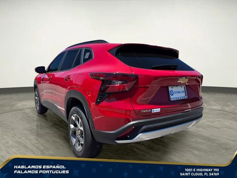 New 2026 Chevrolet Trax LT w/ Driver Confidence Package FWD image 7