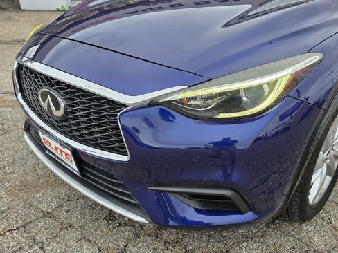 Used 2019 INFINITI QX30 w/ Navigation Package image 35