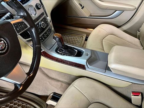 Used 2011 Cadillac CTS Luxury AWD/4WD image 17