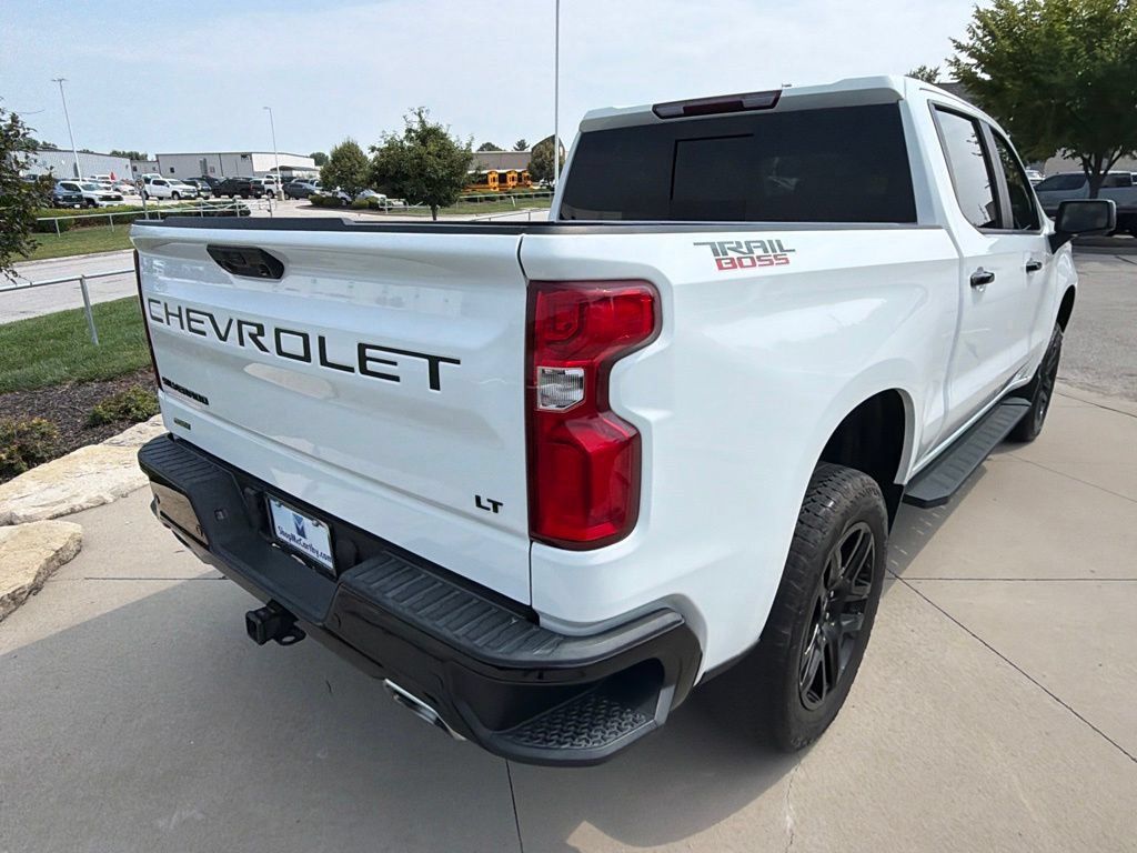 Used 2023 Chevrolet Silverado 1500 LT Trail Boss w/ Convenience Package II AWD/4WD image 15