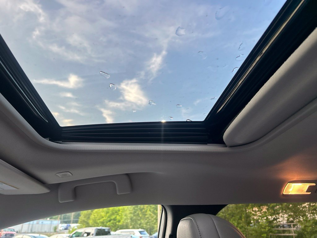 New 2026 Toyota Sienna XLE AWD/4WD image 21