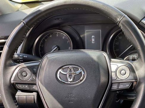 Used 2024 Toyota Camry SE FWD image 21