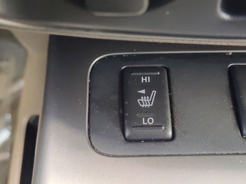 Used 2015 Nissan Armada Platinum w/ 2nd Row Captain Seat Package image 27