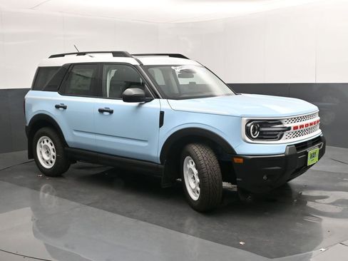 New 2025 Ford Bronco Sport Heritage w/ Convenience Package image 8