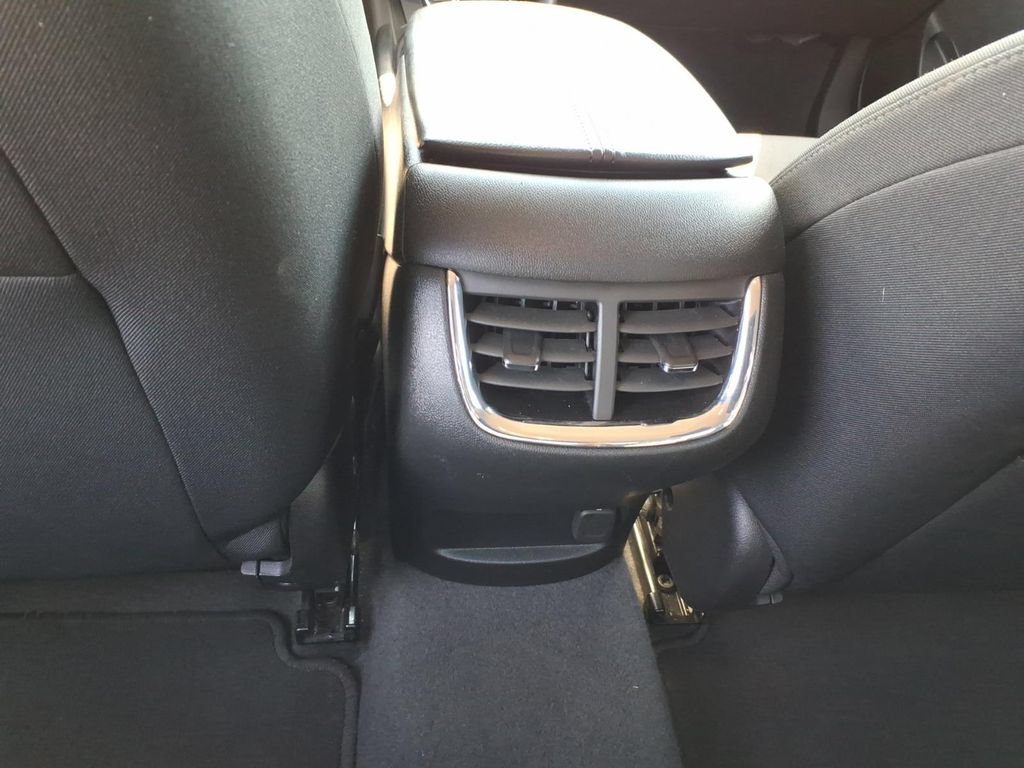 Used 2024 Chevrolet Malibu LT FWD image 8