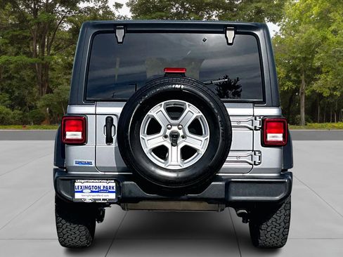Used 2021 Jeep Wrangler Unlimited Sport image 6