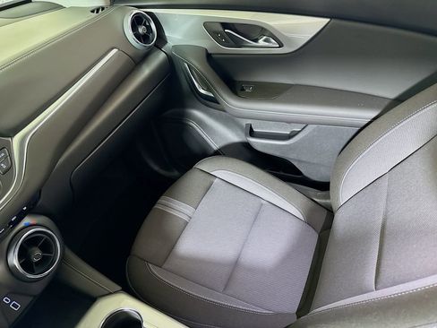 Certified 2026 Chevrolet Blazer LT FWD image 21