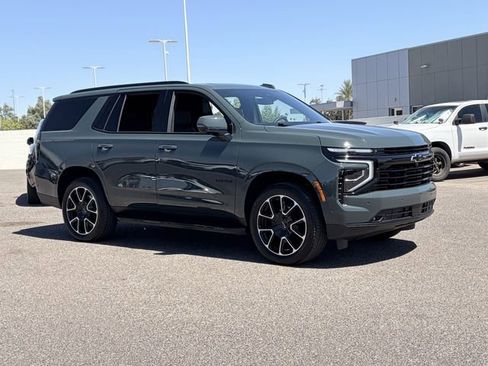 Used 2025 Chevrolet Tahoe RST w/ Comfort Package RWD image 4