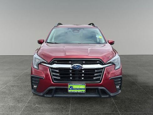 Used 2023 Subaru Ascent Limited image 2