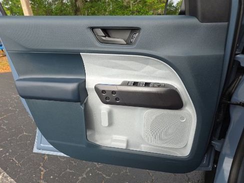 Certified 2025 Ford Maverick XLT FWD image 19