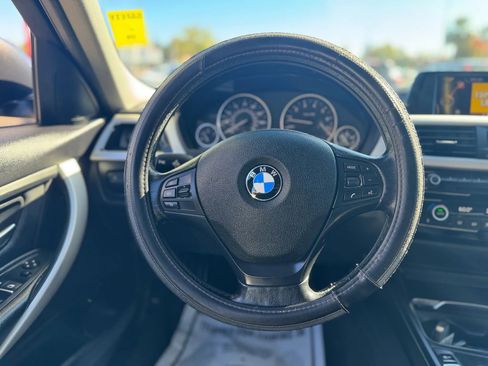 Used 2016 BMW 320i Sedan image 14