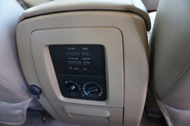 Used 2004 Ford Expedition Eddie Bauer RWD image 22