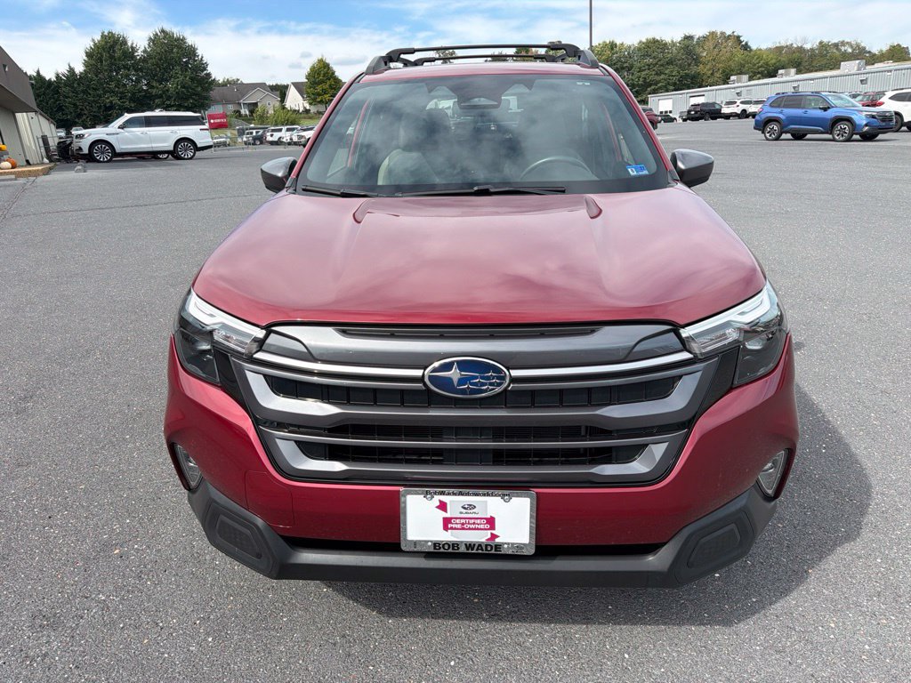 Certified 2025 Subaru Forester Premium AWD/4WD image 8