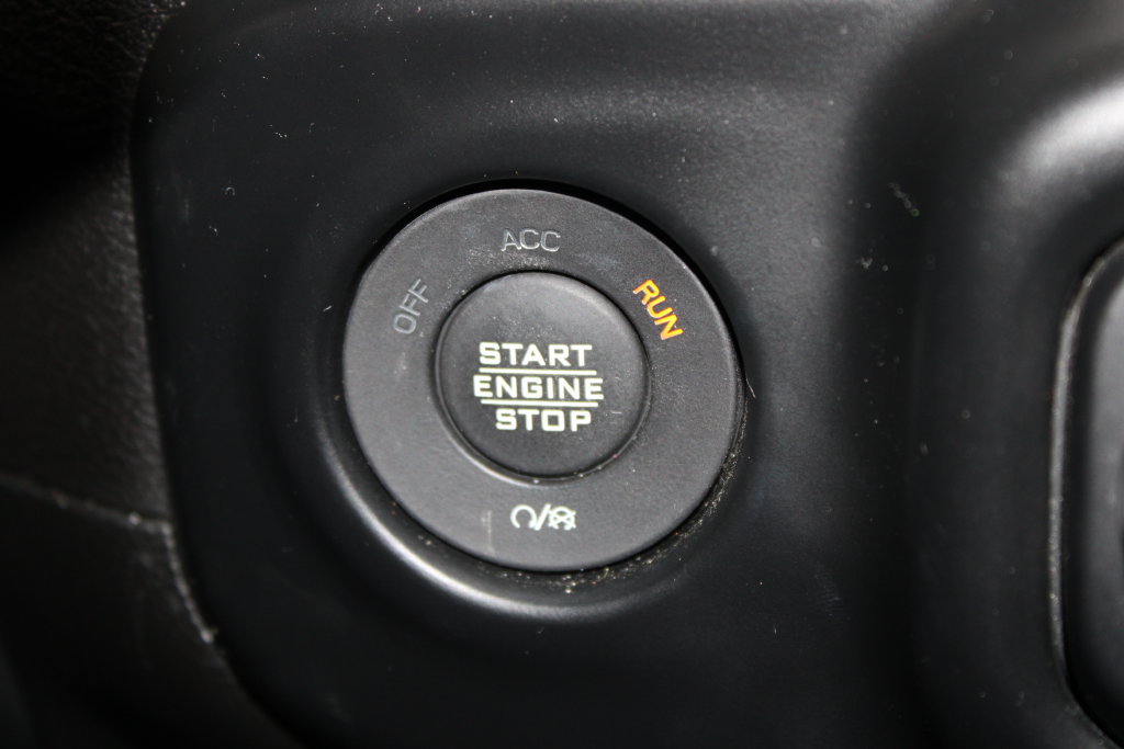 Used 2022 Jeep Gladiator Sport AWD/4WD image 32