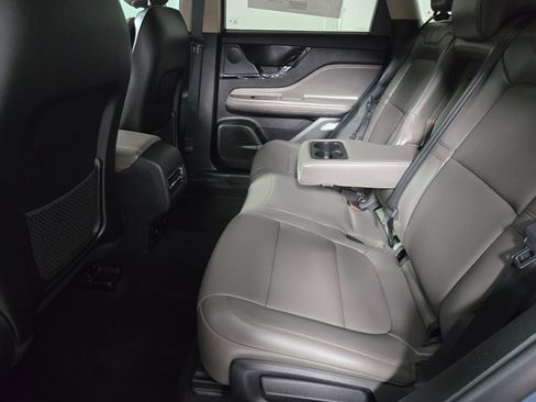 New 2026 Lincoln Corsair Premiere image 14