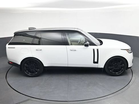 Used 2023 Land Rover Range Rover Long Wheelbase SE AWD/4WD image 21