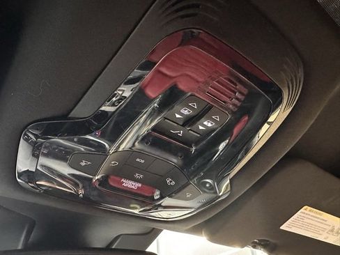 Used 2022 Alfa Romeo Stelvio Veloce image 19