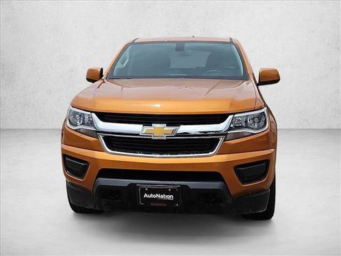Used 2017 Chevrolet Colorado LT AWD/4WD image 8