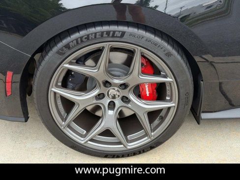 Used 2025 Ford Mustang GT Premium w/ GT Performance Package RWD image 16