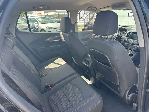 Used 2020 GMC Terrain SLE AWD/4WD image 16