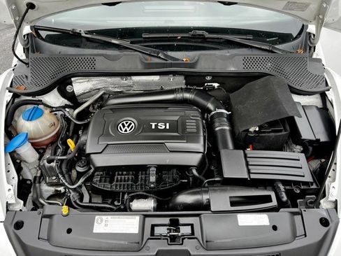Used 2016 Volkswagen Beetle 1.8T SE image 36