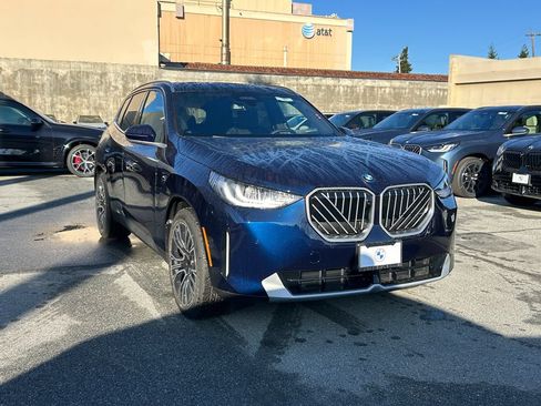 New 2026 BMW X3 xDrive30i w/ Premium Package AWD/4WD image 7