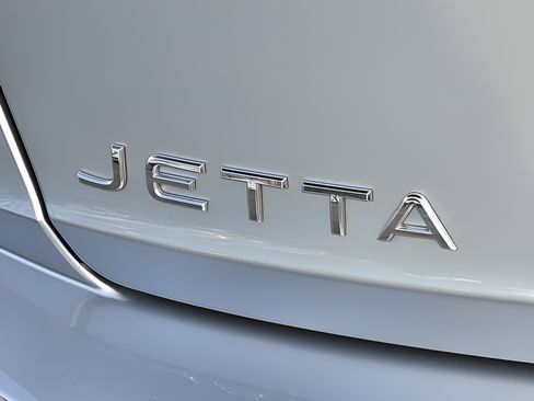 Used 2023 Volkswagen Jetta Sport FWD image 31