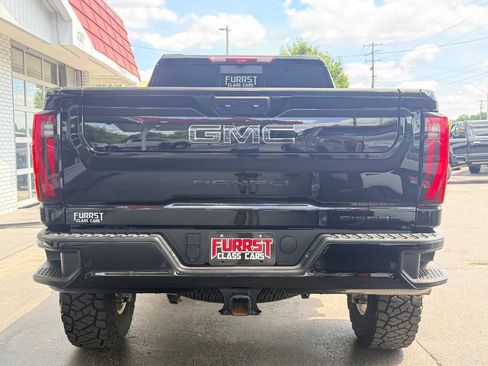 Used 2025 GMC Sierra 2500 Denali Ultimate w/ Max Trailering Package AWD/4WD image 8