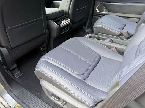 New 2026 INFINITI QX80 4WD w/ Sport Exterior Package image 21