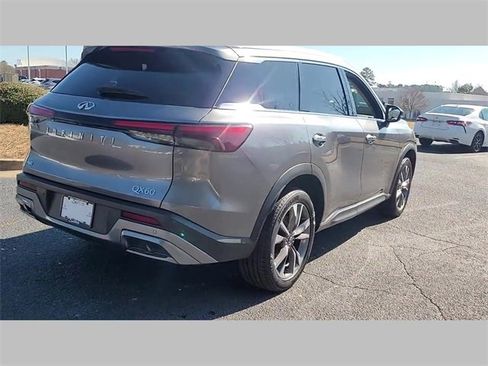 Used 2022 INFINITI QX60 Luxe image 42