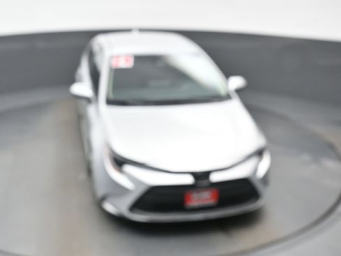 Used 2024 Toyota Corolla LE image 32