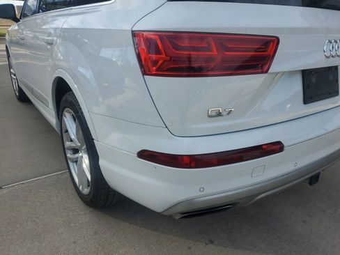 Used 2018 Audi Q7 3.0T Prestige w/ Prestige Package image 10