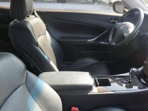 Used 2015 Lexus IS 350C image 6